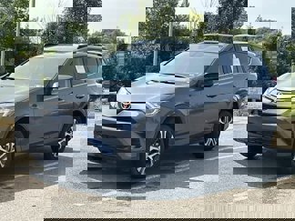 Used 2016 Toyota RAV4 LE image 1