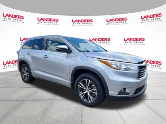 Used 2016 Toyota Highlander XLE image 1