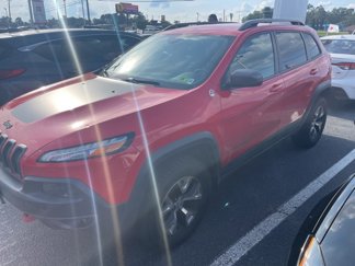 Used 2017 Jeep Cherokee Trailhawk image 1