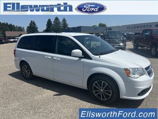 Used 2016 Dodge Grand Caravan SXT image 1