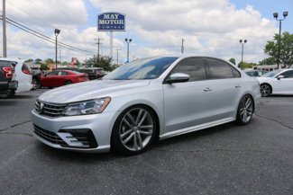 Used 2018 Volkswagen Passat 2.0T R-Line image 1