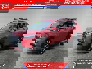 Used 2022 Toyota Corolla Cross XLE image 1