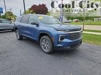 New 2025 Chevrolet Traverse LT w/ Driver Confidence Package image 1
