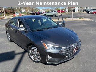 Used 2020 Hyundai Elantra Limited image 1