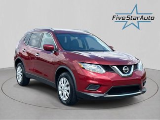 Used 2016 Nissan Rogue S w/ Appearance Package image 1