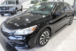 Used 2017 Honda Accord Touring image 1