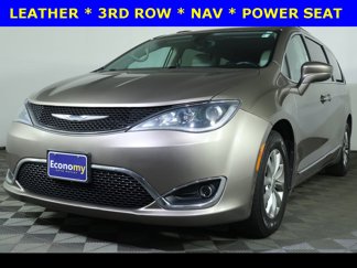 Used 2017 Chrysler Pacifica Touring-L image 1