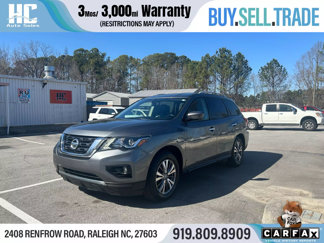 Used 2020 Nissan Pathfinder SL image 1