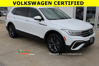 Certified 2022 Volkswagen Tiguan SE w/ Panoramic Sunroof Package image 1