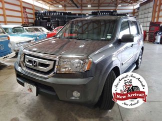 Used 2011 Honda Pilot Touring image 1