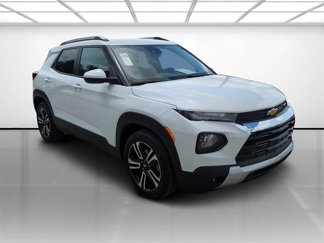 Used 2023 Chevrolet TrailBlazer LT w/ Convenience Package image 1