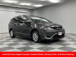 Used 2020 Chrysler Pacifica Touring w/ Cold Weather Group image 1