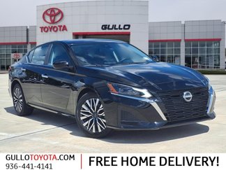 Used 2023 Nissan Altima 2.5 SV image 1