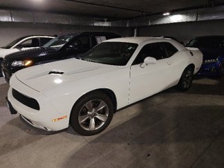Used 2018 Dodge Challenger SXT image 1