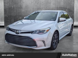 Used 2018 Toyota Avalon XLE Plus image 1
