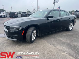 Used 2022 Dodge Charger SXT image 1