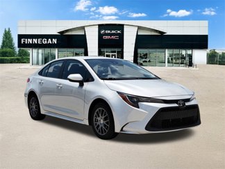 Used 2022 Toyota Corolla LE image 1