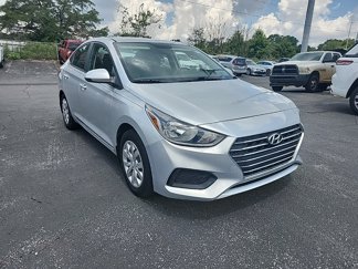 Used 2020 Hyundai Accent SE image 1