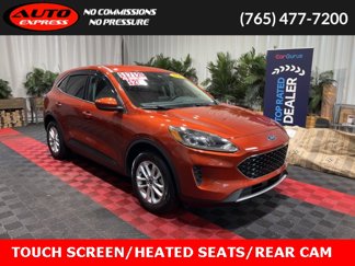 Used 2020 Ford Escape SE image 1