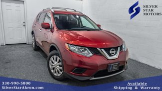 Used 2016 Nissan Rogue S w/ Appearance Package image 1