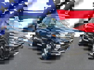 Certified 2022 Ford Explorer XLT w/ Equipment Group 202A image 1