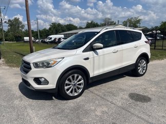Used 2017 Ford Escape Titanium image 1