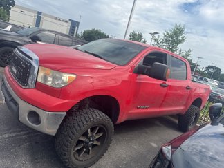Used 2011 Toyota Tundra 4x4 CrewMax image 1