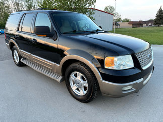 Used 2004 Ford Expedition Eddie Bauer image 1