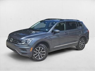 Used 2021 Volkswagen Tiguan SE w/ Panoramic Sunroof Package image 1