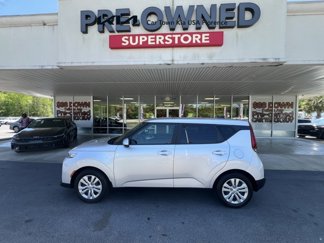 Used 2020 Kia Soul LX image 1