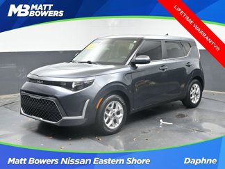 Used 2023 Kia Soul S image 1