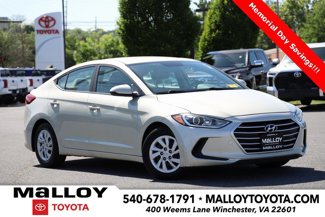 Used 2017 Hyundai Elantra SE image 1