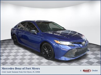 Used 2018 Toyota Camry LE image 1