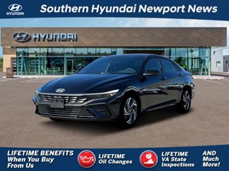 New 2025 Hyundai Elantra SEL image 1