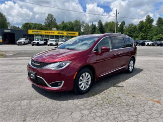 Used 2019 Chrysler Pacifica Touring-L image 1
