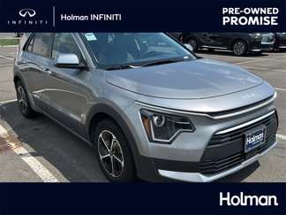 Used 2023 Kia Niro EX image 1