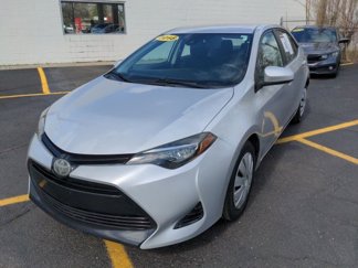 Used 2018 Toyota Corolla LE image 1