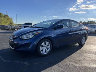 Used 2016 Hyundai Elantra SE image 1