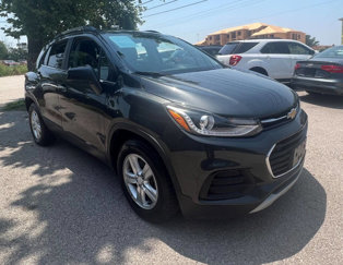 Used 2018 Chevrolet Trax LT w/ LT Convenience Package image 1
