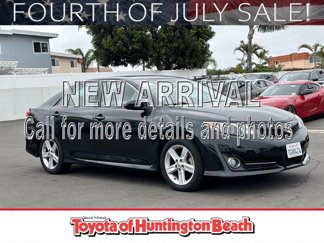 Used 2014 Toyota Camry SE image 1