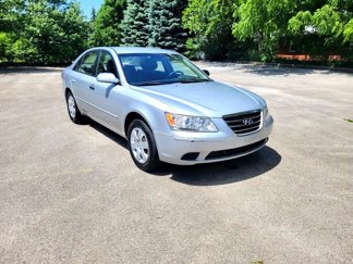 Used 2010 Hyundai Sonata GLS image 1