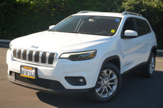 Used 2019 Jeep Cherokee Latitude w/ Cold Weather Group image 1