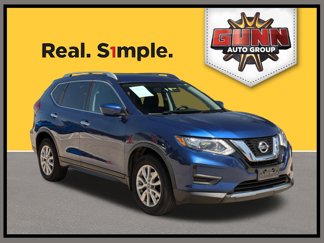 Used 2017 Nissan Rogue SV image 1