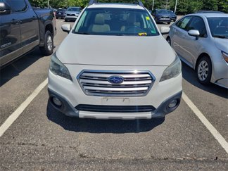 Used 2017 Subaru Outback 2.5i Limited image 1