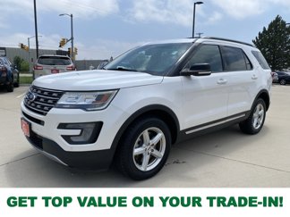 Used 2016 Ford Explorer XLT w/ Equipment Group 202A image 1