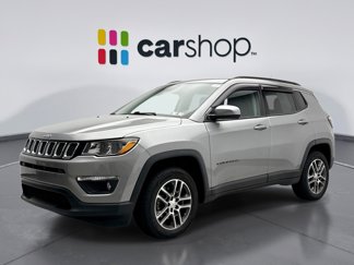 Used 2017 Jeep Compass Latitude w/ Popular Equipment Group image 1