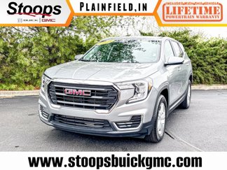 Used 2024 GMC Terrain SLE image 1