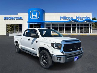 Used 2016 Toyota Tundra SR5 image 1