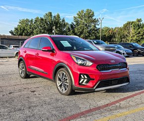 Used 2020 Kia Niro Touring image 1