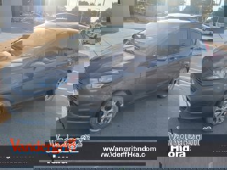 Used 2014 Ford Fiesta SE image 1